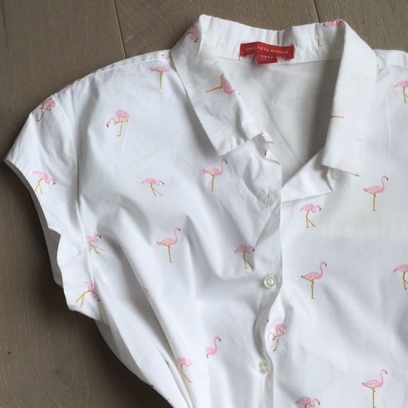 Saks Fifth Avenue Tops - White cotton top with flamingos